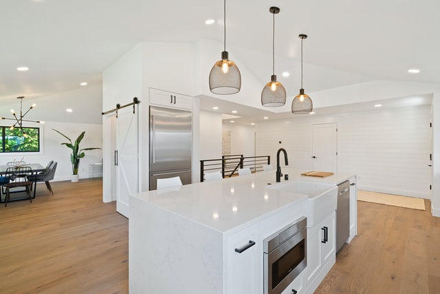 Featured Listings kitchen 4.jpg