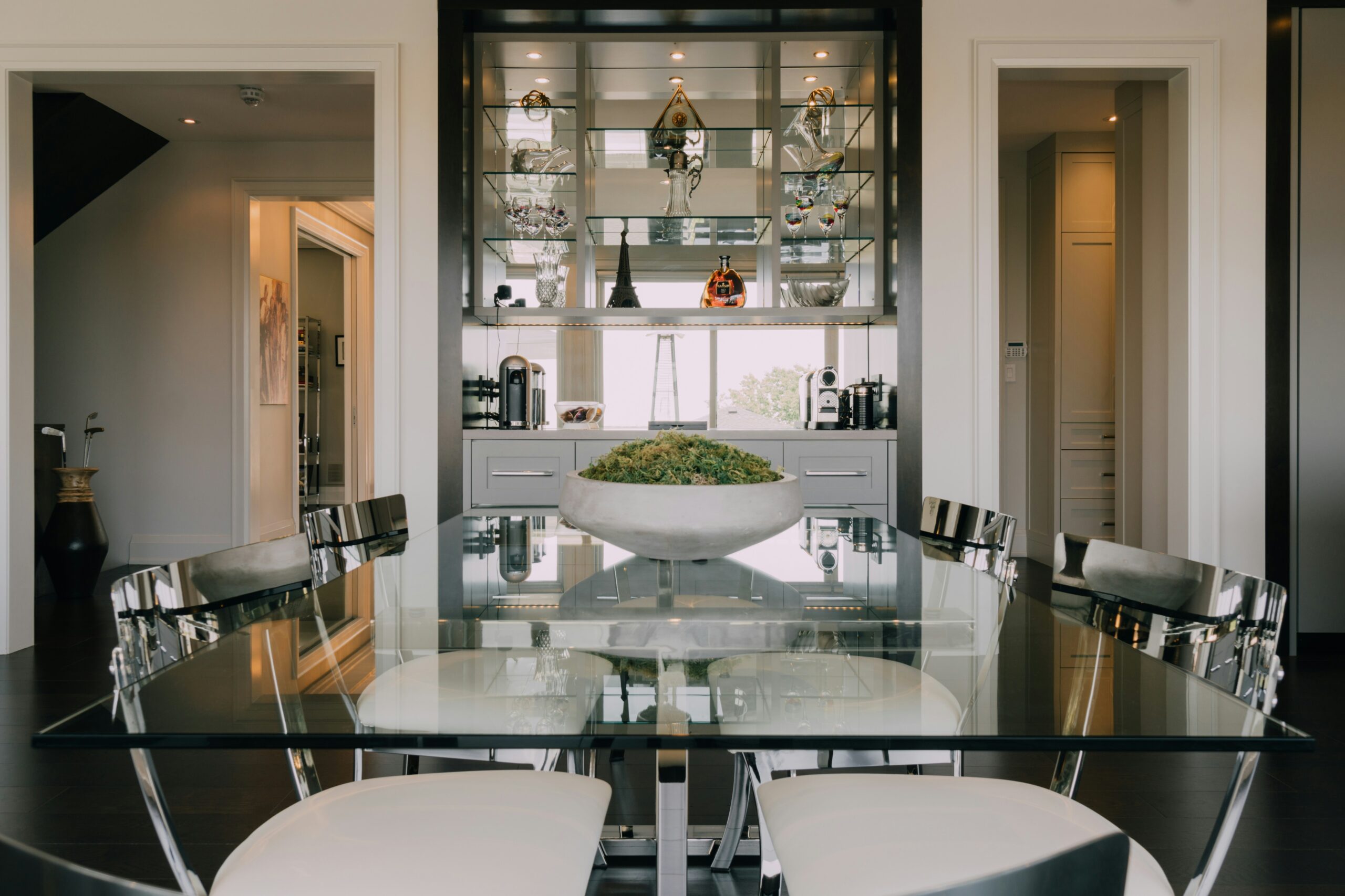 Featured Listings ariel domenden soi7fvfookq unsplash